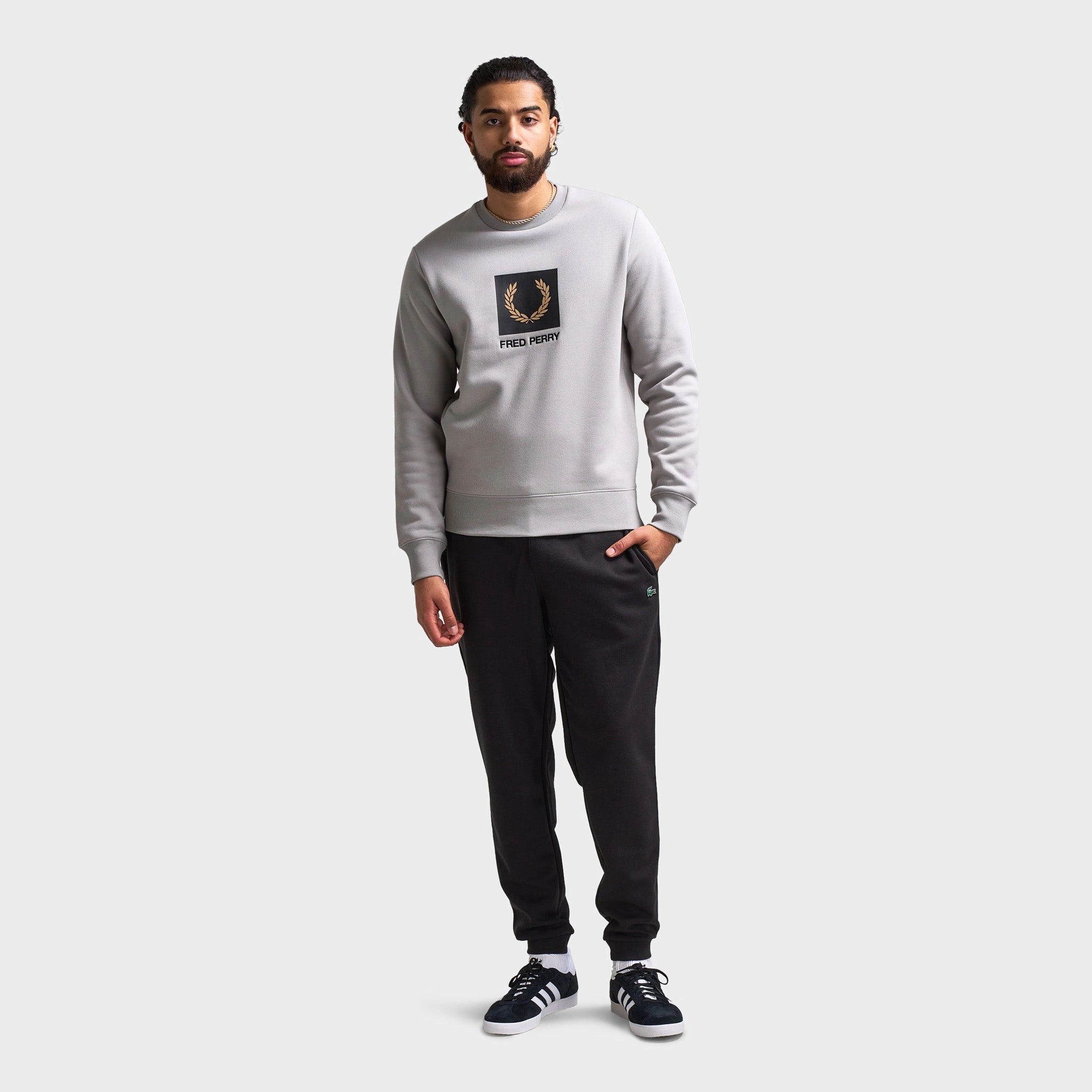 Fred Perry Stacked Branded Sweatshirt / Limestone
