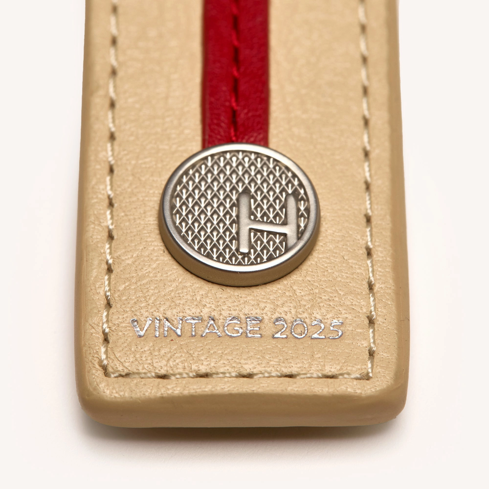 Hammitt Key | Coastal Cream/Brushed Silver