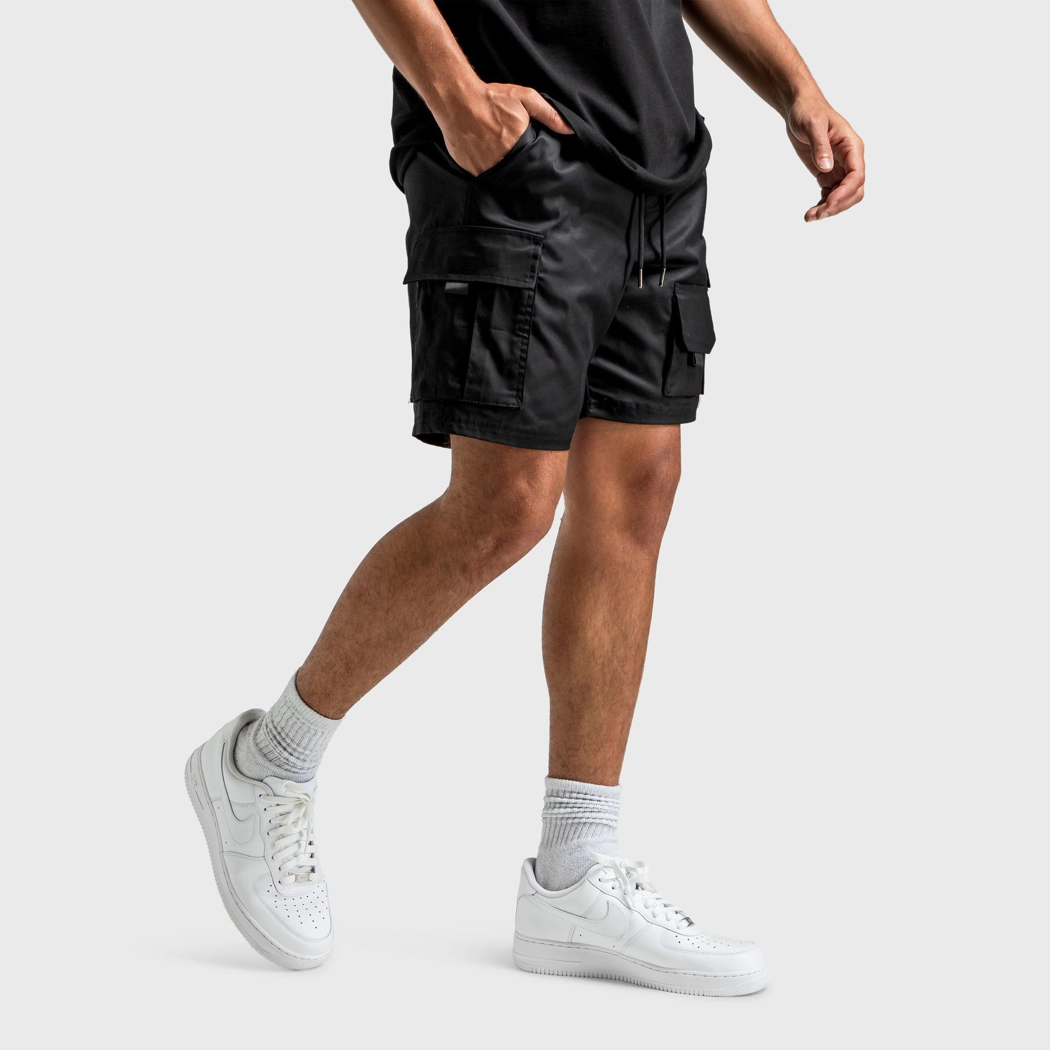 Hoodrich Defense Woven Cargo Shorts Black / White - Cyber Yellow