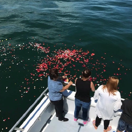 New York Ash Scattering at Sea Service