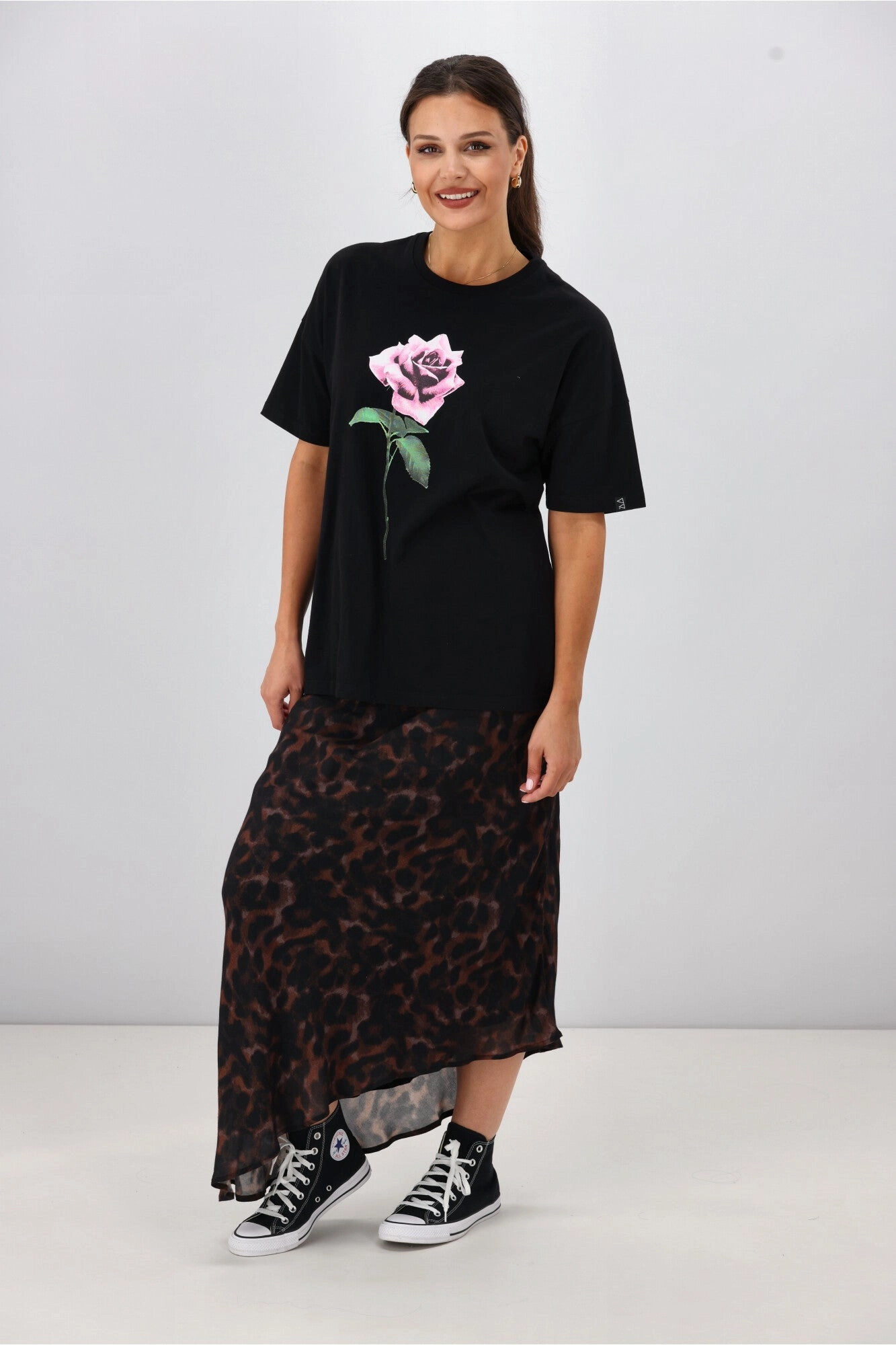 Rebel Club Romance Rose Boyfriend Tee Black