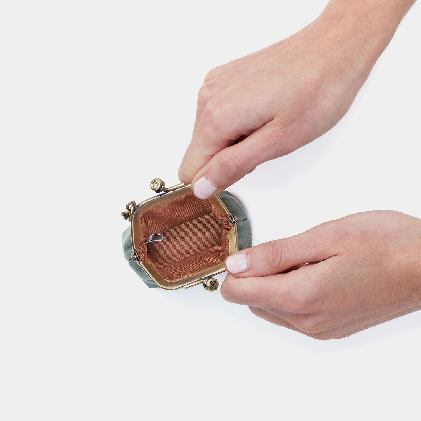 Run Frame Pouch In Polished Leather - Jade