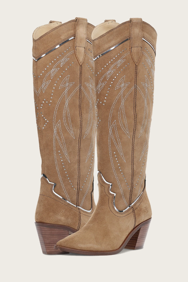 Sara Western Tall Stud