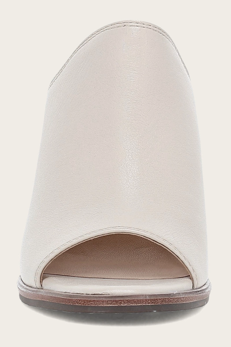 Stella Mule