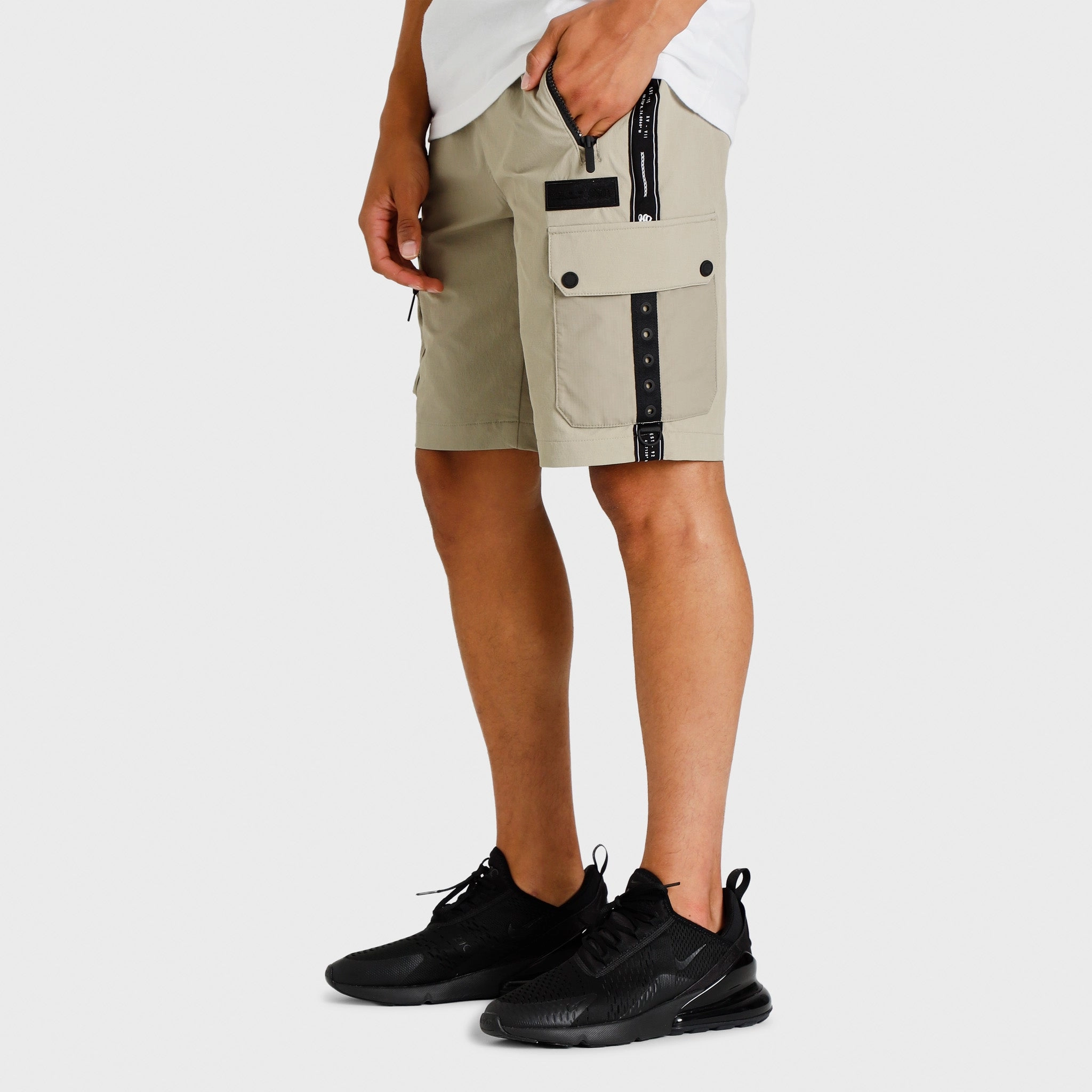 Supply & Demand Float Tact Shorts Black / Grey
