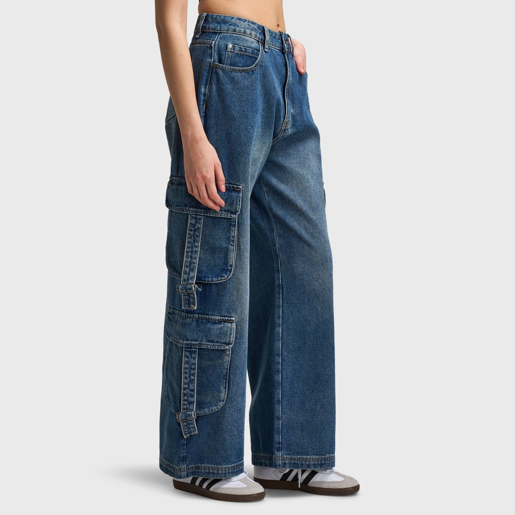 Supply & Demand Women's Born Jeans / Mid Wash Denim