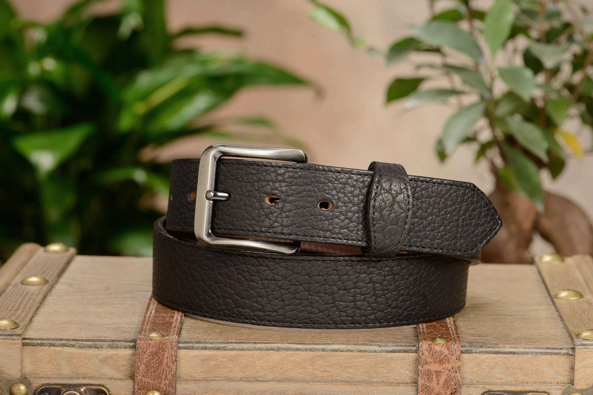 The Forester: Men's Black Stitched American Bison With Scalloped Ends Leather Belt 1.50"