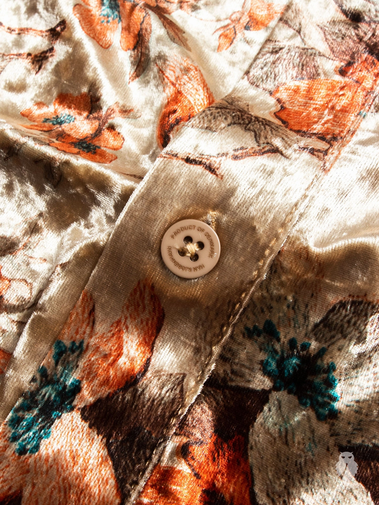 Velvet Flowers Button-Up Shirt in Bronze