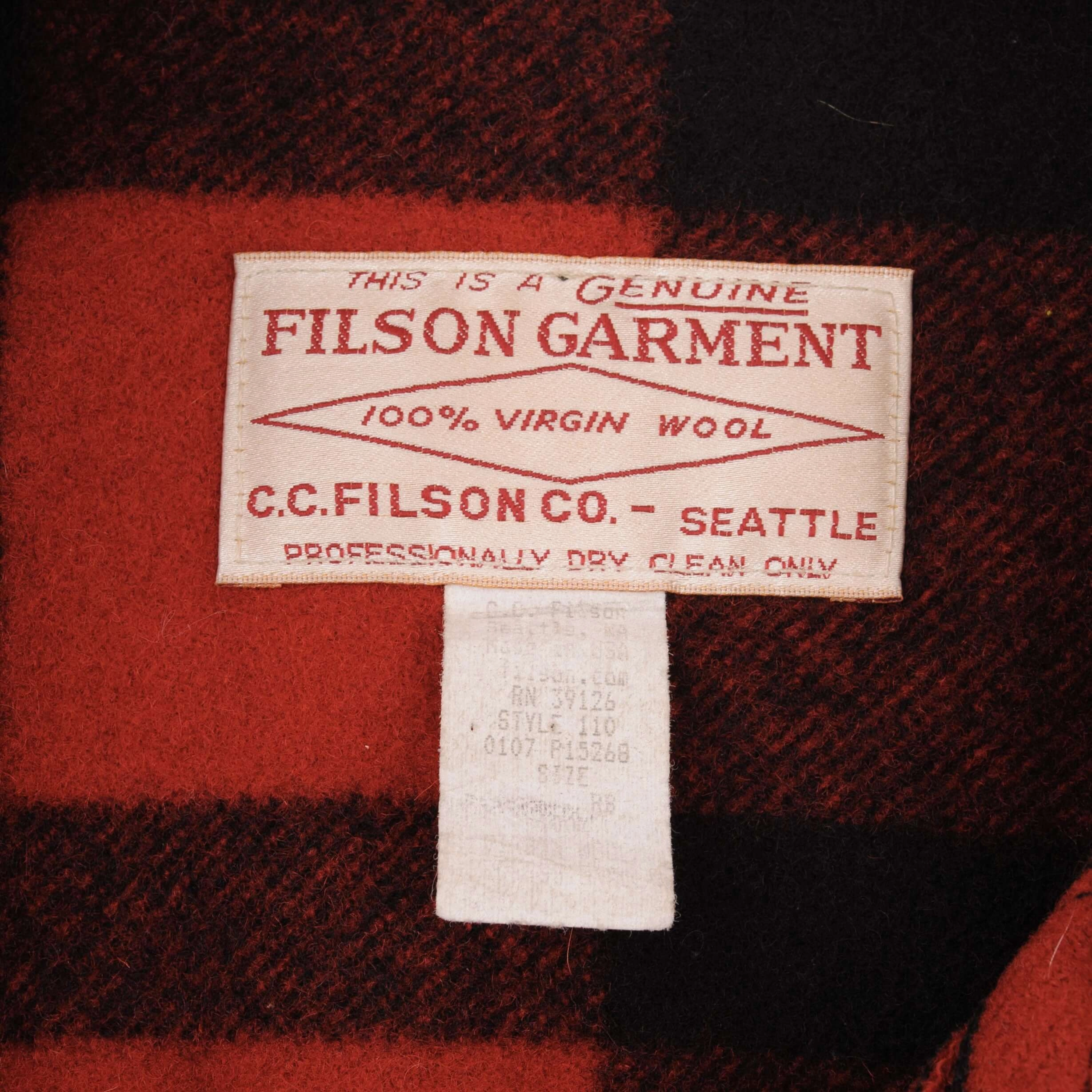 VINTAGE CC FILSON WOOL MACKINAW CRUISER PLAID STYLE 110 SZE XL 1990S MADE IN USA
