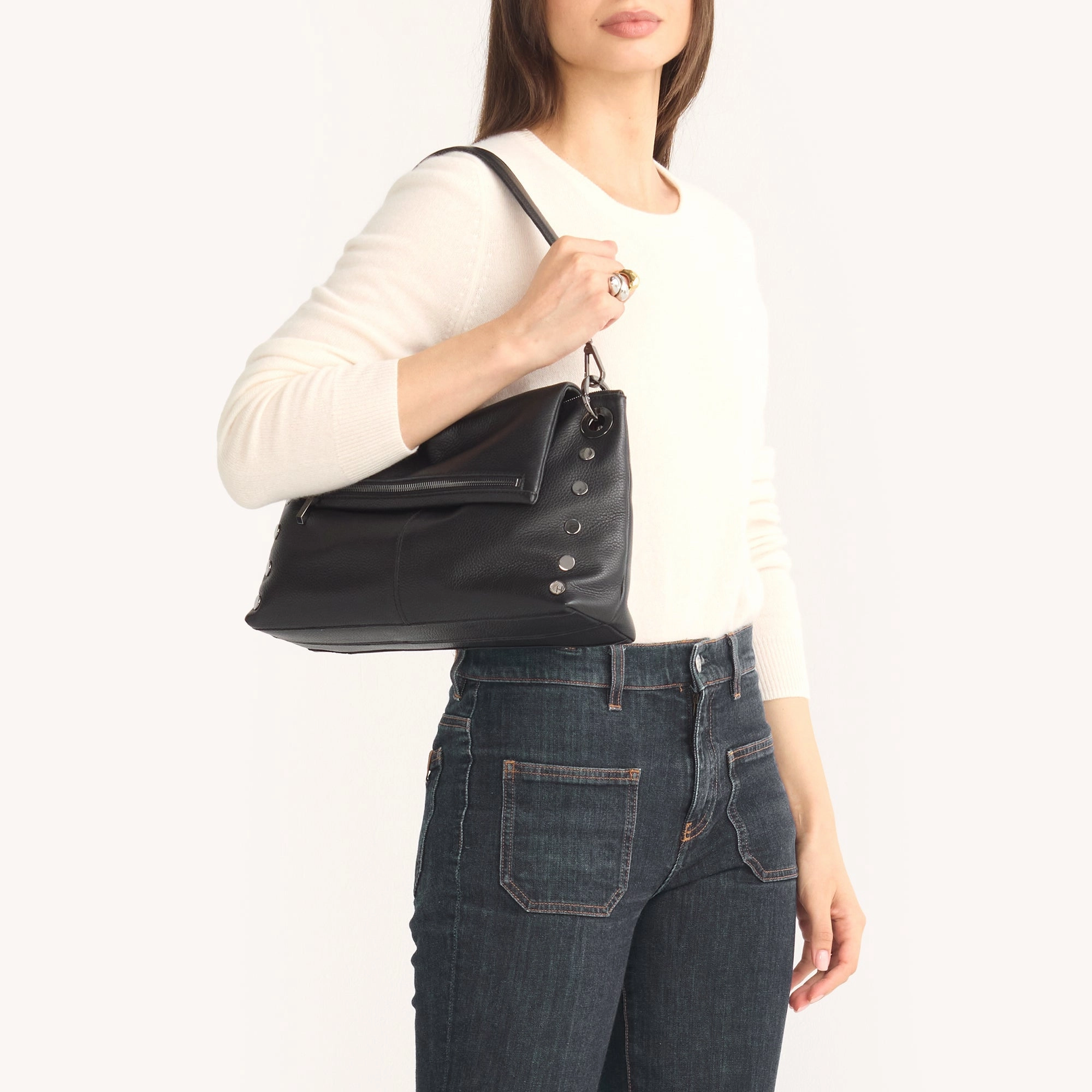 VIP Grand | Black/Gunmetal