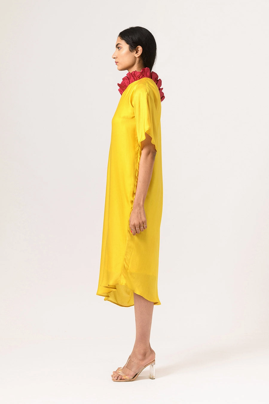 Yellow-Wine One-Shoulder Drape Dress